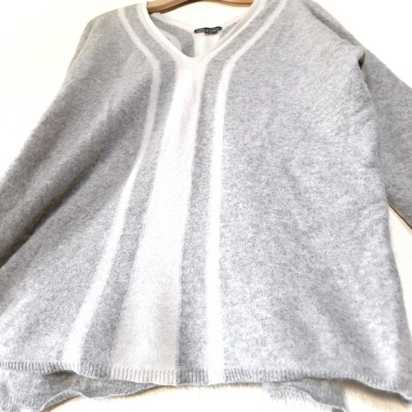 Vince Gray and Cream V-Neck Sweater - Picture 5 of 12